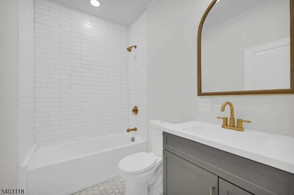 $1,599,000 | 85 Kings Road, Chatham, NJ 07928