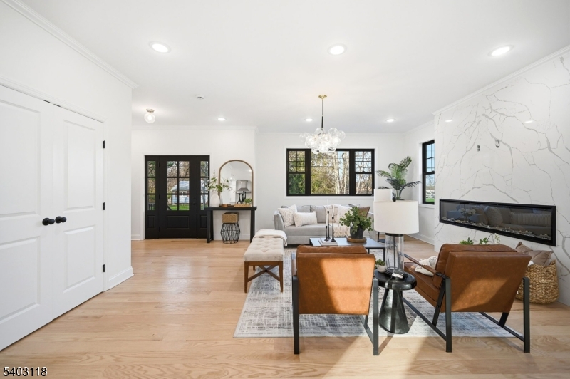 85 Kings Road Chatham, NJ 07928 - Photo 9 of 44