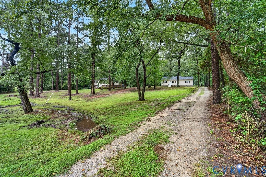 11200 Chalkley Road Chester, VA 23831 - Photo 11 of 37 Gallery Image 11