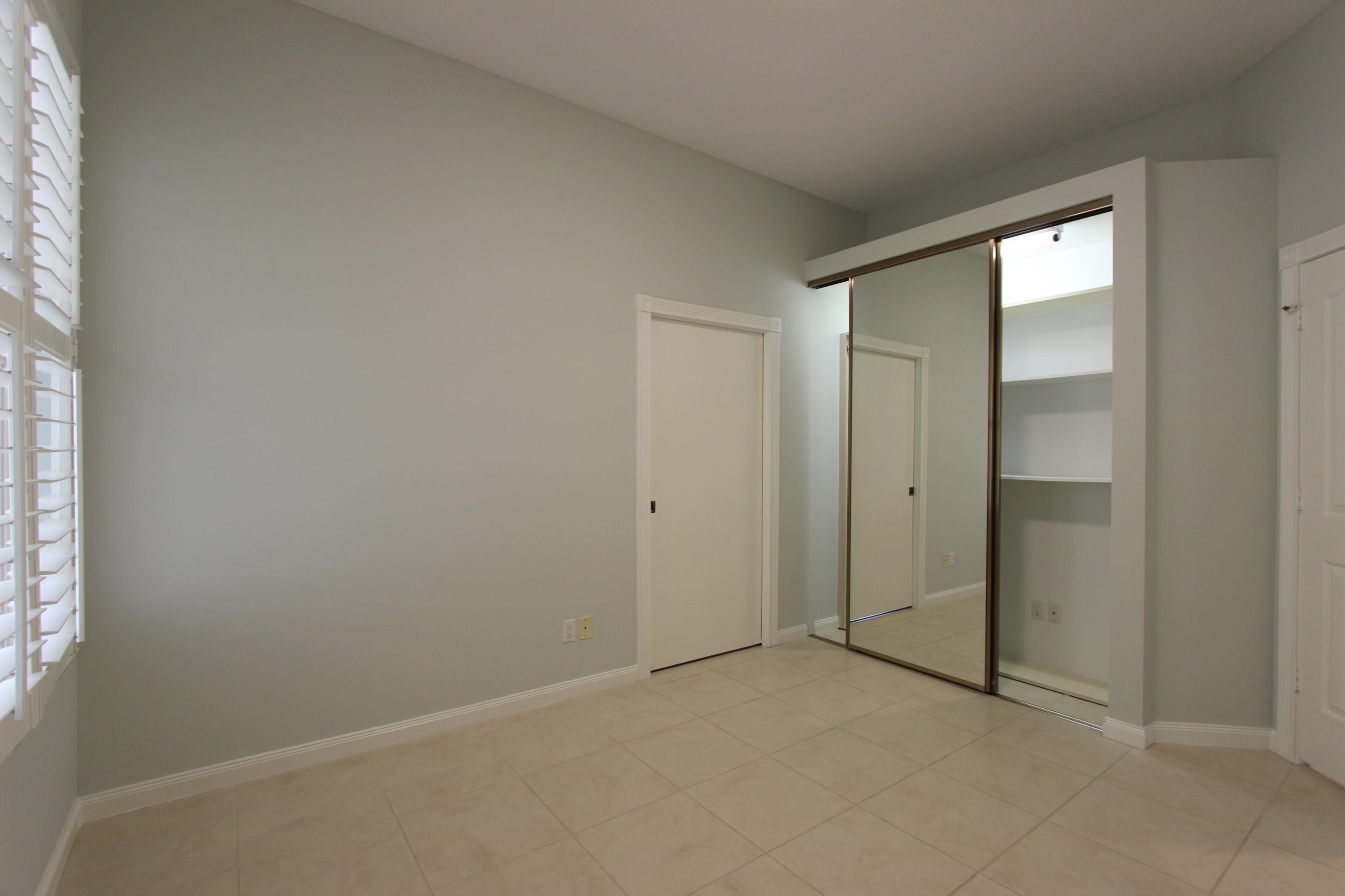 117 Hampton Circle Jupiter, FL 33458 - Photo 24 of 42 Second Bedroom