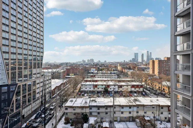 $725,000 | 160 1st Street, Unit 1013, Jersey City, NJ 07302