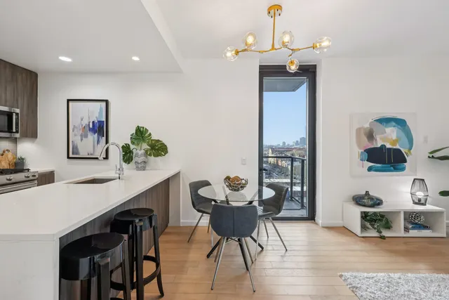 $725,000 | 160 1st Street, Unit 1013, Jersey City, NJ 07302