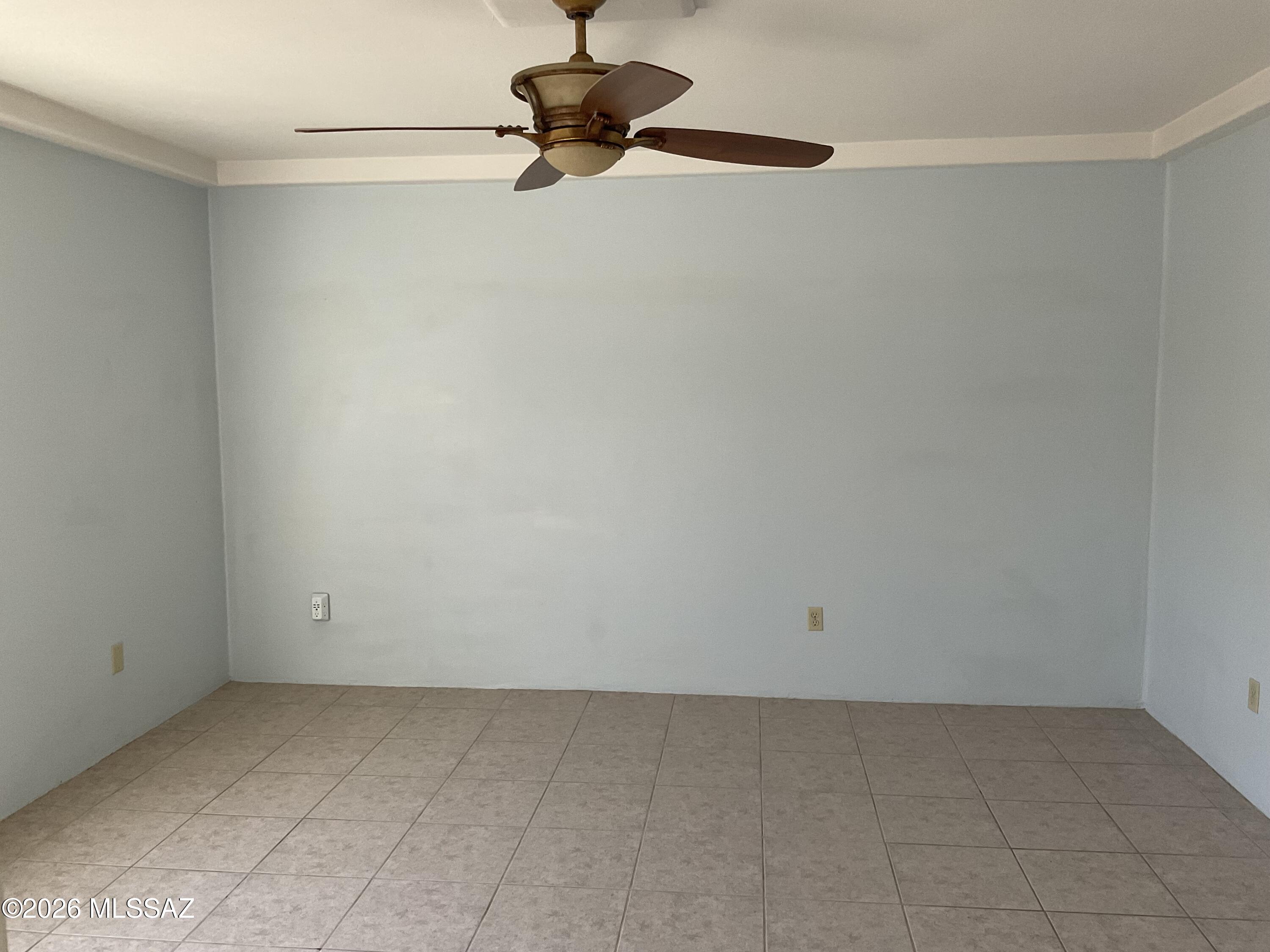4060 North Swan Road Tucson, AZ 85718 - Photo 14 of 47 a view of a small space