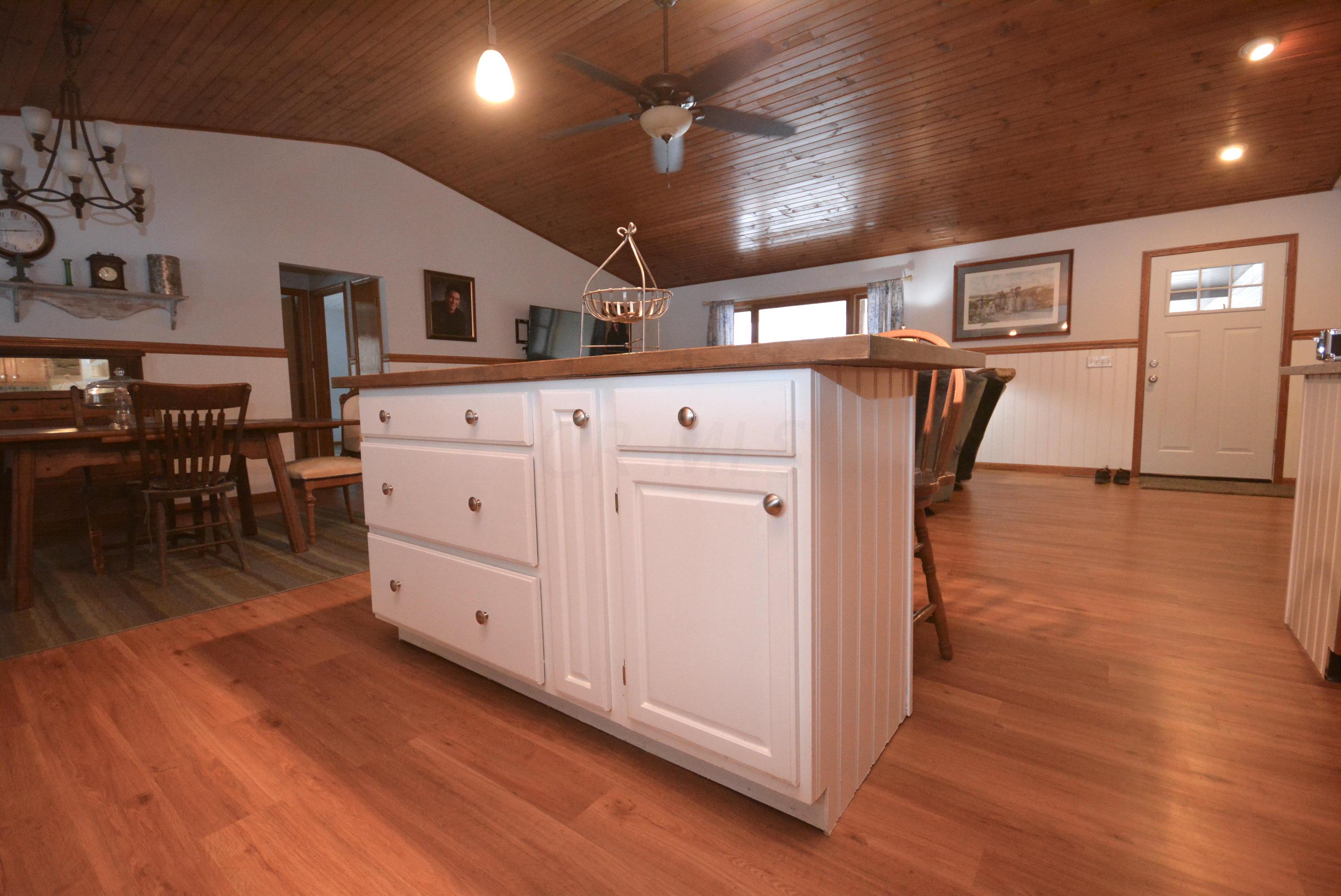 9537 Creek Road Southwest Pataskala, OH 43062 - Photo 23 of 57