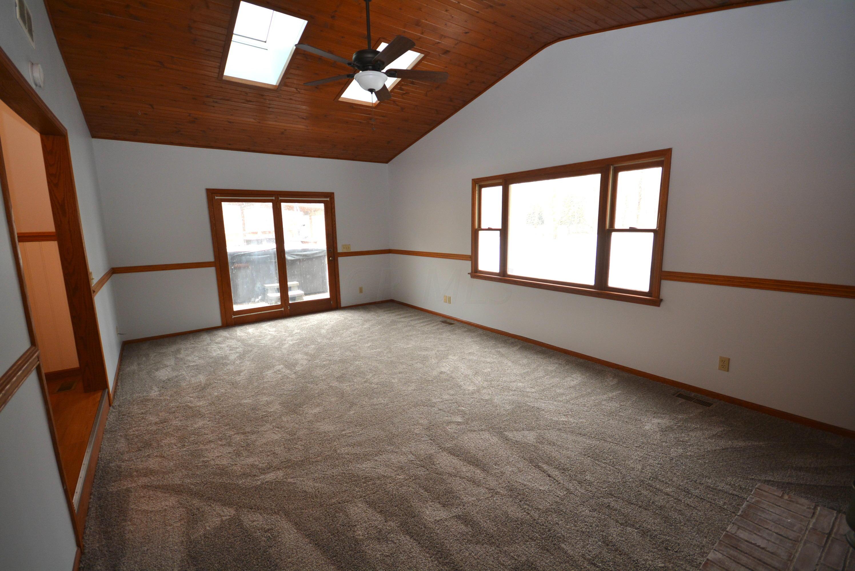 9537 Creek Road Southwest Pataskala, OH 43062 - Photo 30 of 57