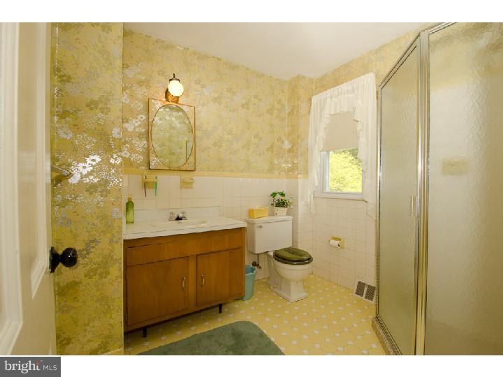 71 Arbor Road Churchville, PA 18966 - Photo 12 of 25 Bathroom