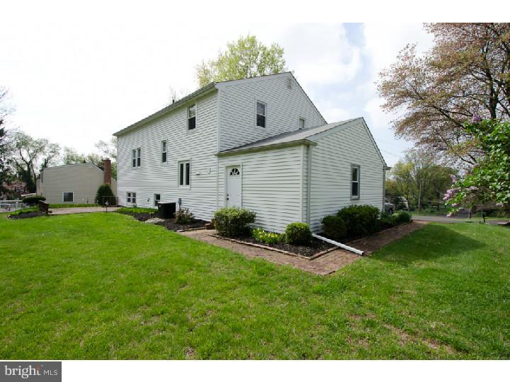 71 Arbor Road Churchville, PA 18966 - Photo 21 of 25 Exterior Back