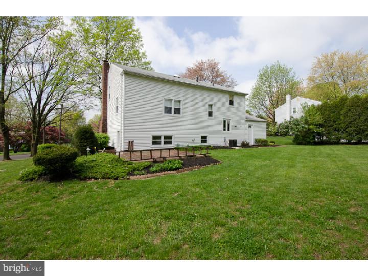 71 Arbor Road Churchville, PA 18966 - Photo 23 of 25 Exterior Back