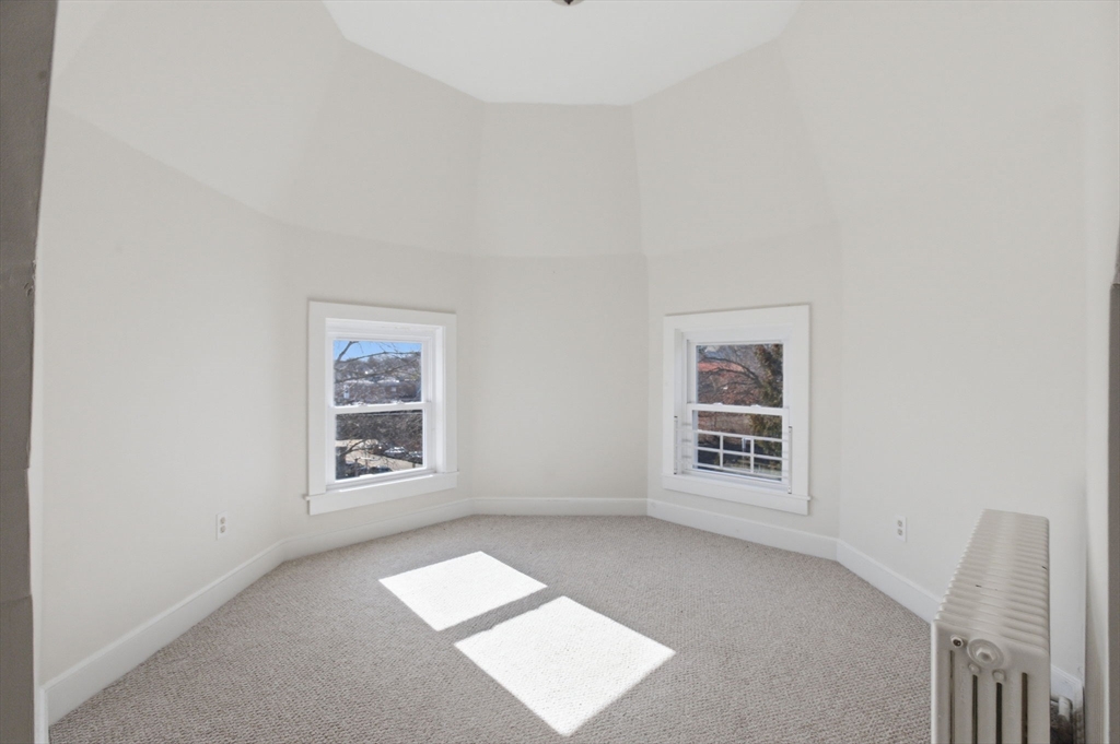 15 South Fairview Street, Unit 3 Boston, MA 02131 - Photo 34 of 42