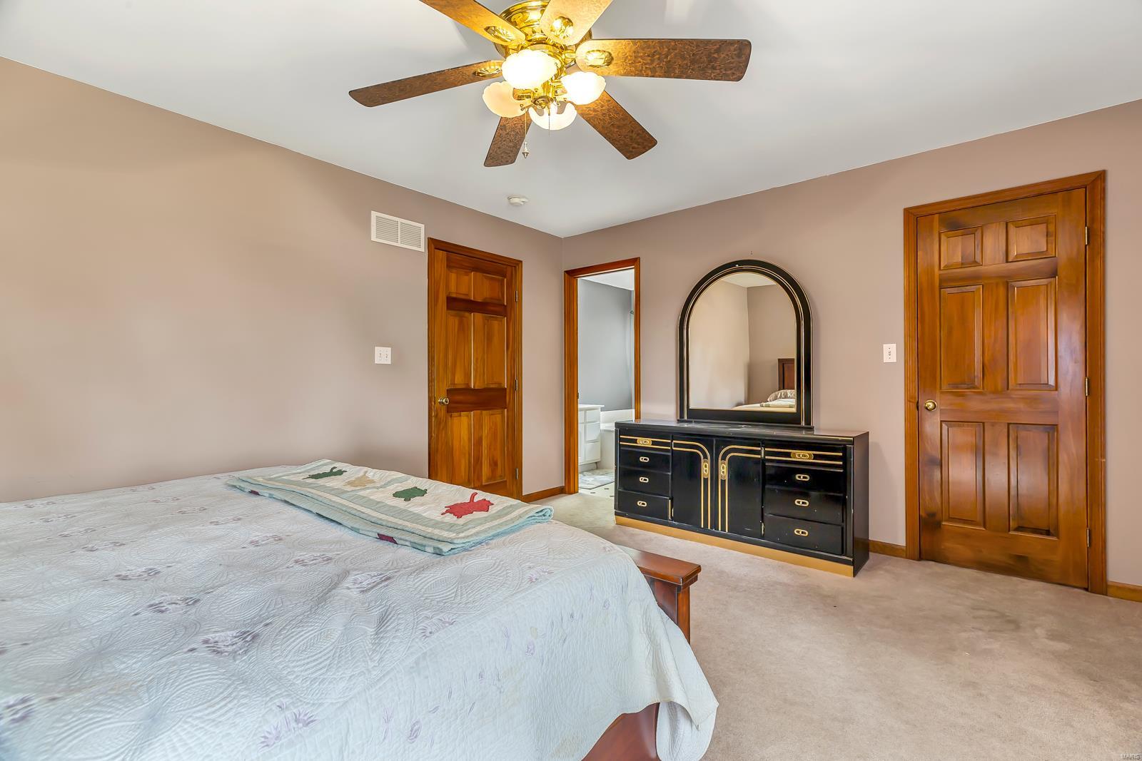 1230 Silvers Road St. Peters, MO 63376 - Photo 16 of 33