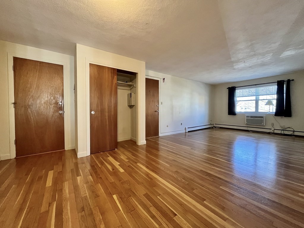 1 Wyman Street, Unit 5 Arlington, MA 02474 - Photo 7 of 12