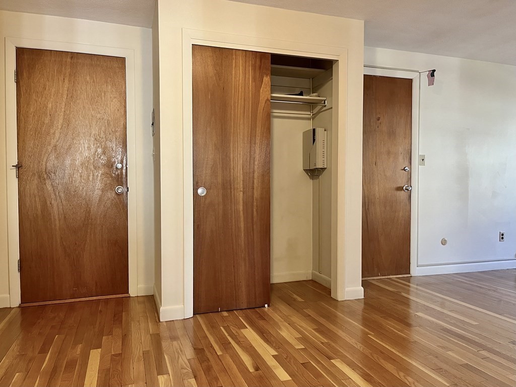 1 Wyman Street, Unit 5 Arlington, MA 02474 - Photo 8 of 12