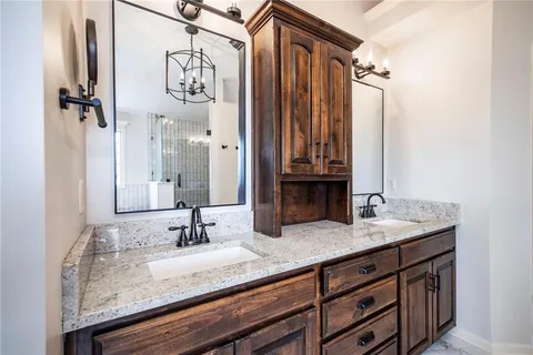 $565,000 | 17720 Northwest 130th Terrace, Platte City, MO 64079