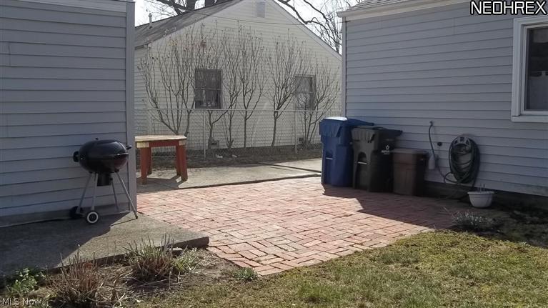 26904 Knickerbocker Road Bay Village, OH 44140 - Photo 14 of 15 Gallery Image 14