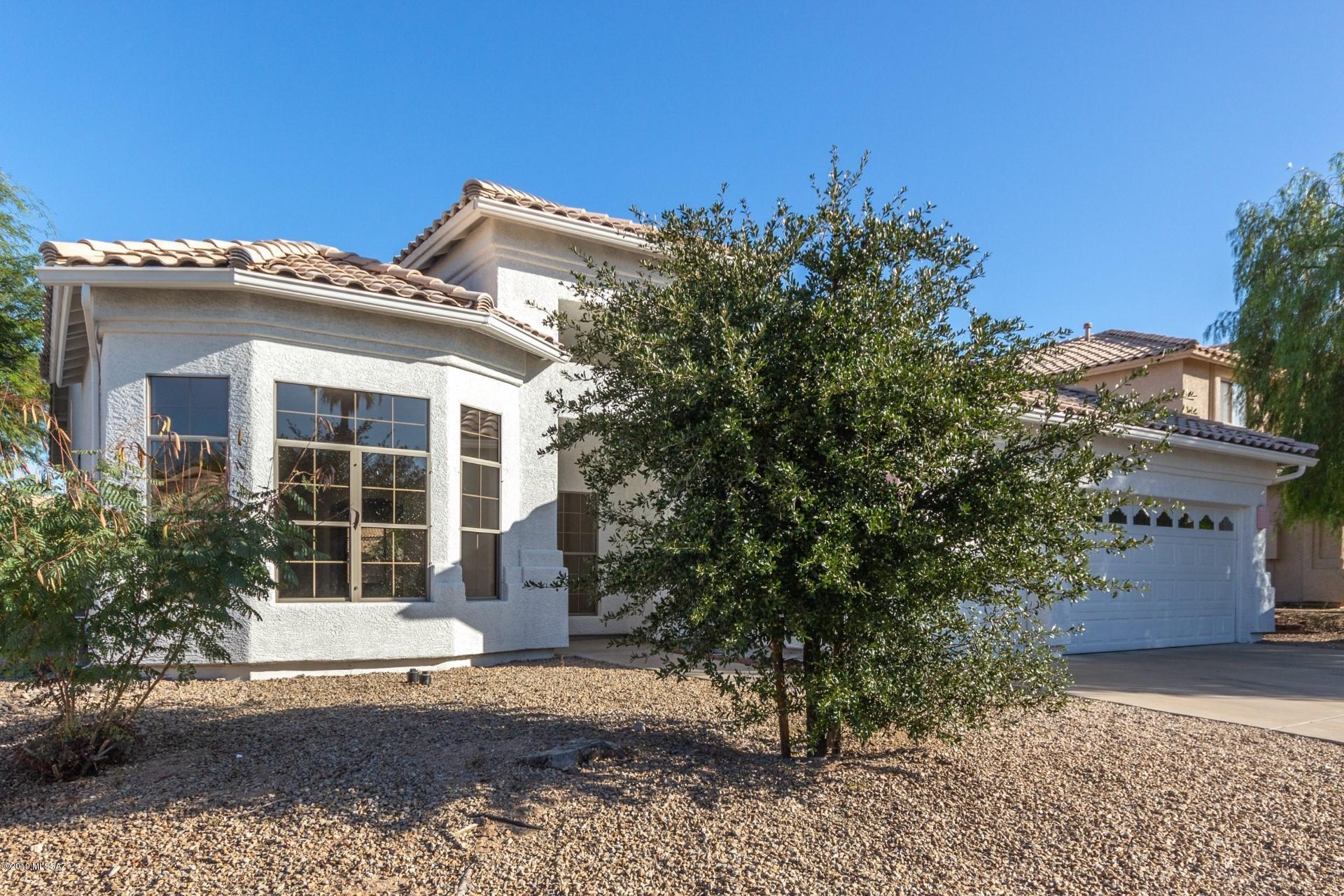 9797 Mountain Crossing Road Tucson, AZ 85748 - Photo 3 of 38 Gallery Image 3