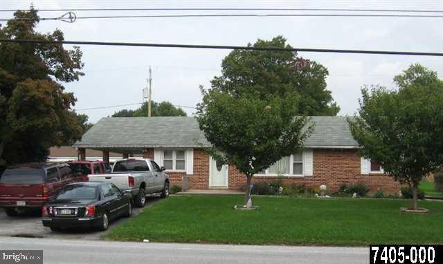 531 Haines Road York, PA 17402 - Photo 3 of 22 Gallery Image 3