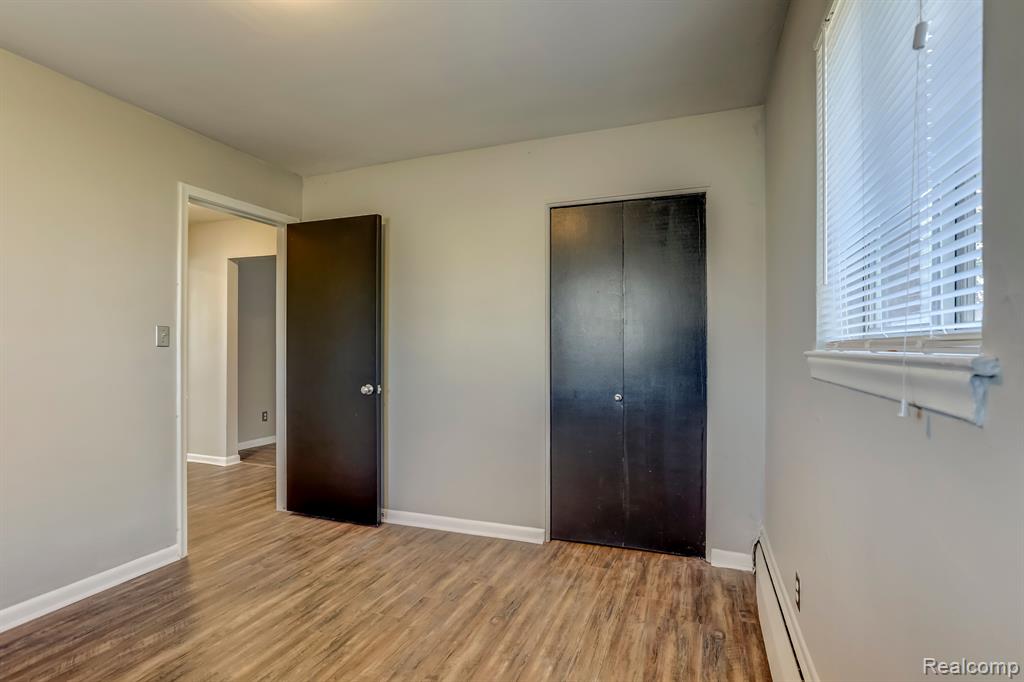 629 West Maple Road, Unit 5 Clawson, MI 48017 - Photo 8 of 14