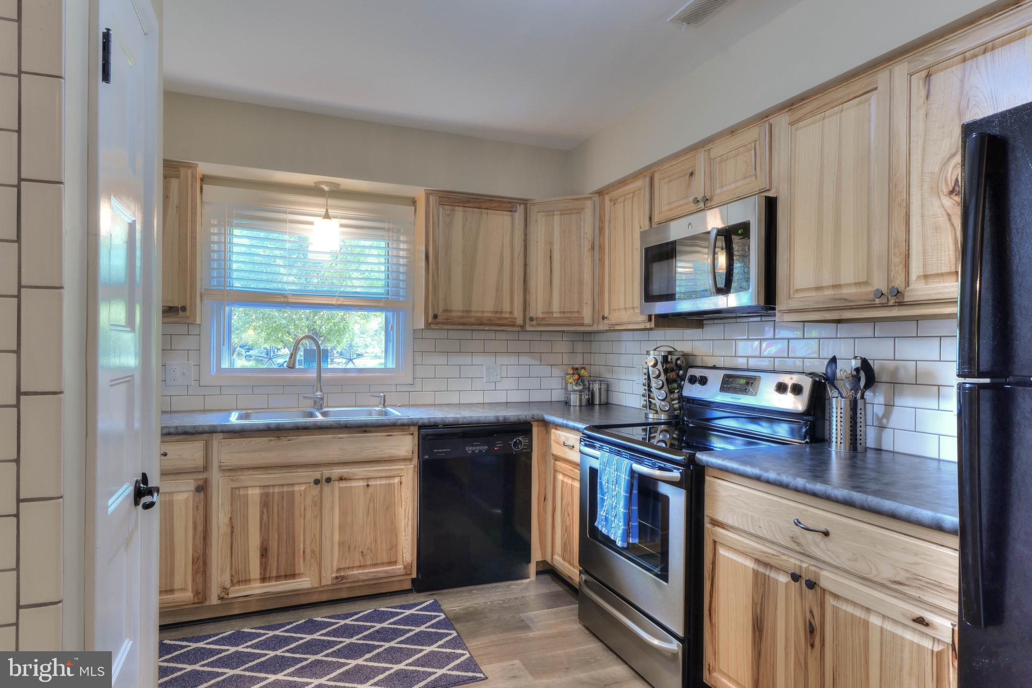 37285 Martin Street, Unit 27 Rehoboth Beach, DE 19971 - Photo 4 of 23