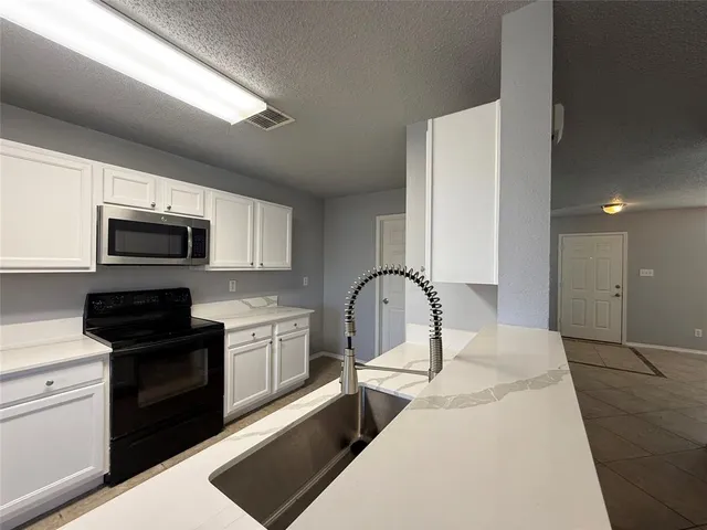 $312,900 | 1390 Lochspring Drive, Rockwall, TX 75032