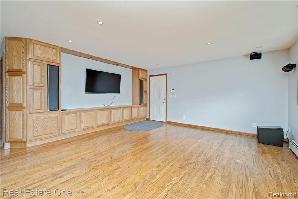 26485 Sibley Road Romulus, MI 48174 - Photo 10 of 50
