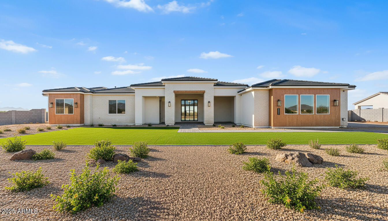 1951 West Long Rifle Road Phoenix, AZ 85086 - Photo 1 of 33 Move-In Ready Home