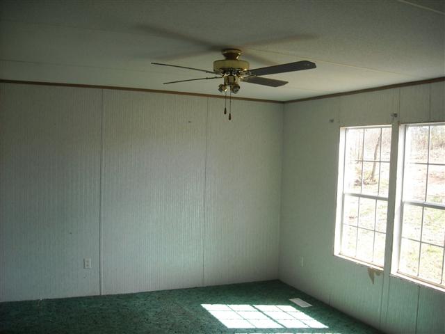 137 Bridwell Road Six Mile, SC 29682 - Photo 5 of 10 Gallery Image 5