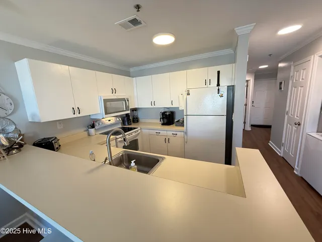 $349,000 | 790 New River Inlet Road, Unit 209B, North Topsail Beach, NC 28460