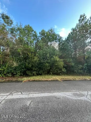 $40,000 | 6704 Martinque Drive, Biloxi, MS 39532
