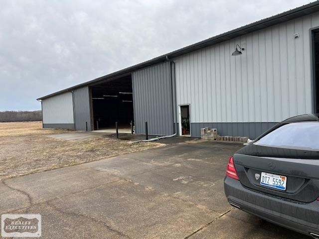 72300 Romeo Plank Road Armada, MI 48005 - Photo 3 of 6