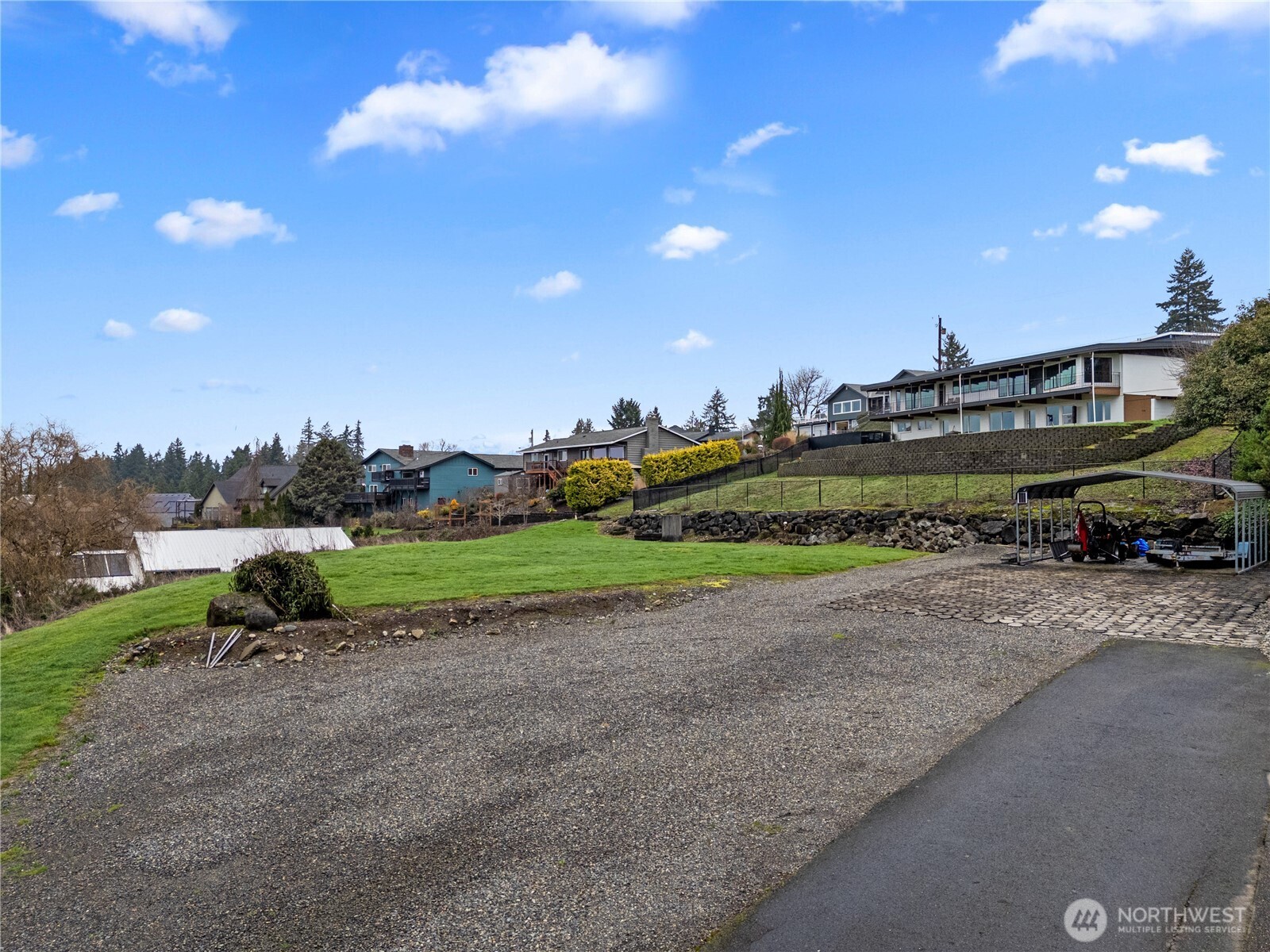 2137 3rd Street Southeast Puyallup, WA 98372 - Photo 4 of 17