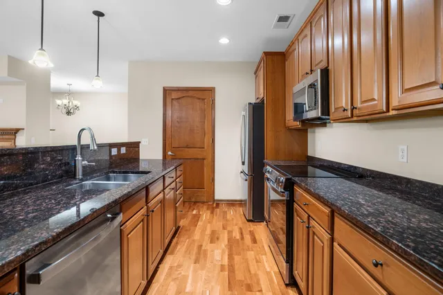 $519,000 | 4100 Spring Street, Unit 211, Spring Park, MN 55384