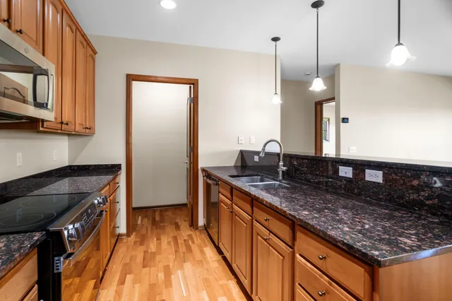 $519,000 | 4100 Spring Street, Unit 211, Spring Park, MN 55384