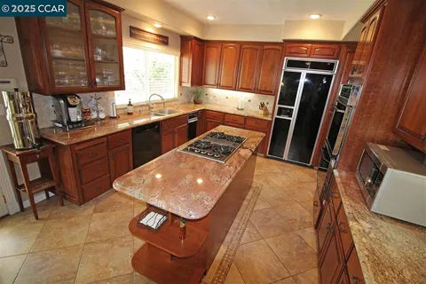 $950,000 | 1162 Seabreeze Court, Brentwood, CA 94513