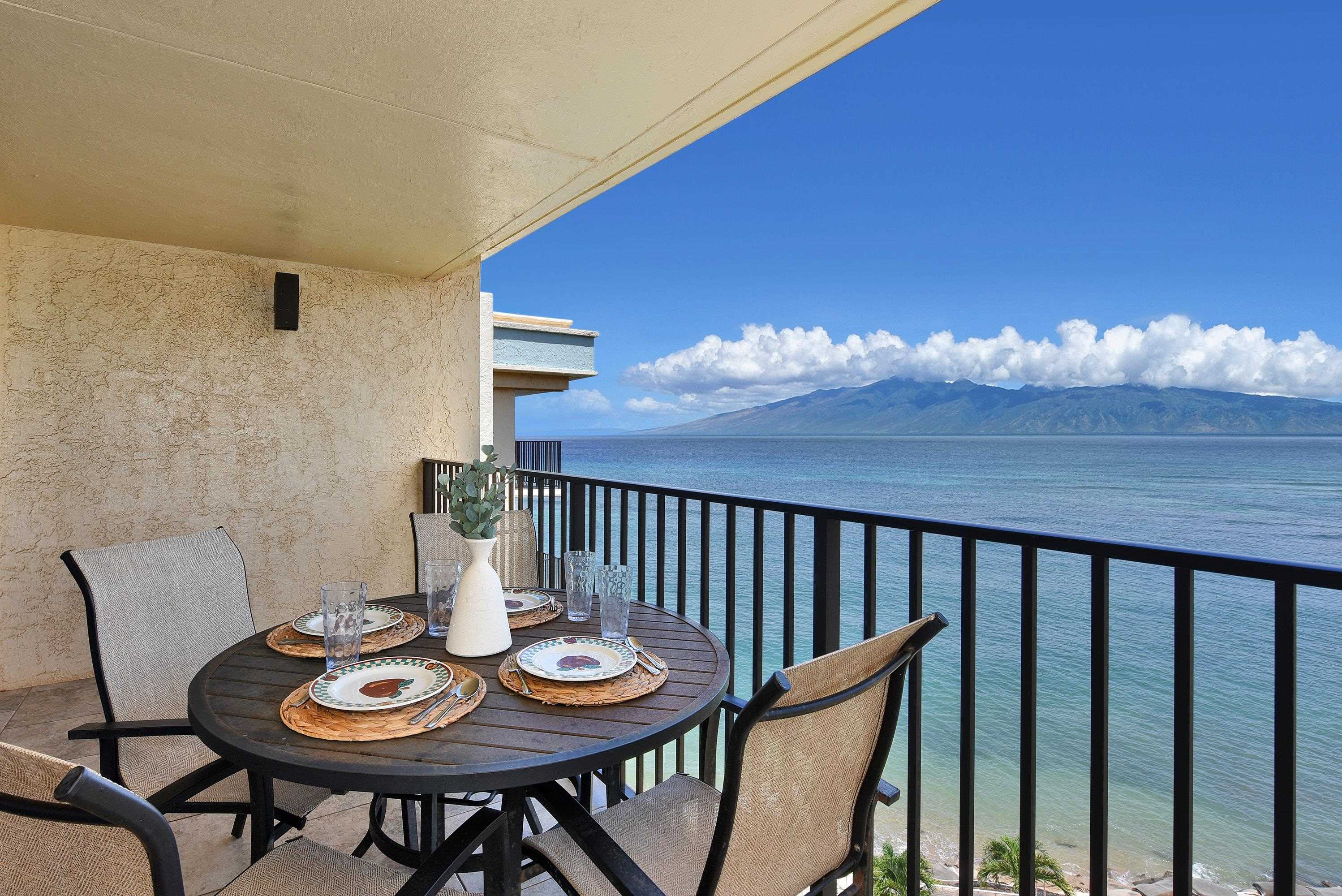 4401 Lower Honoapiilani Road, Unit B801 Lahaina, HI 96761 - Photo 2 of 32
