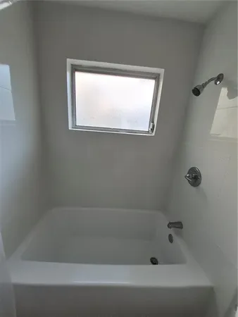 $1,349 | 11 South Barbour Street, Beverly Hills, FL 34465