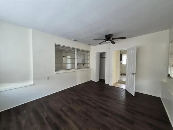 $1,349 | 11 South Barbour Street, Beverly Hills, FL 34465