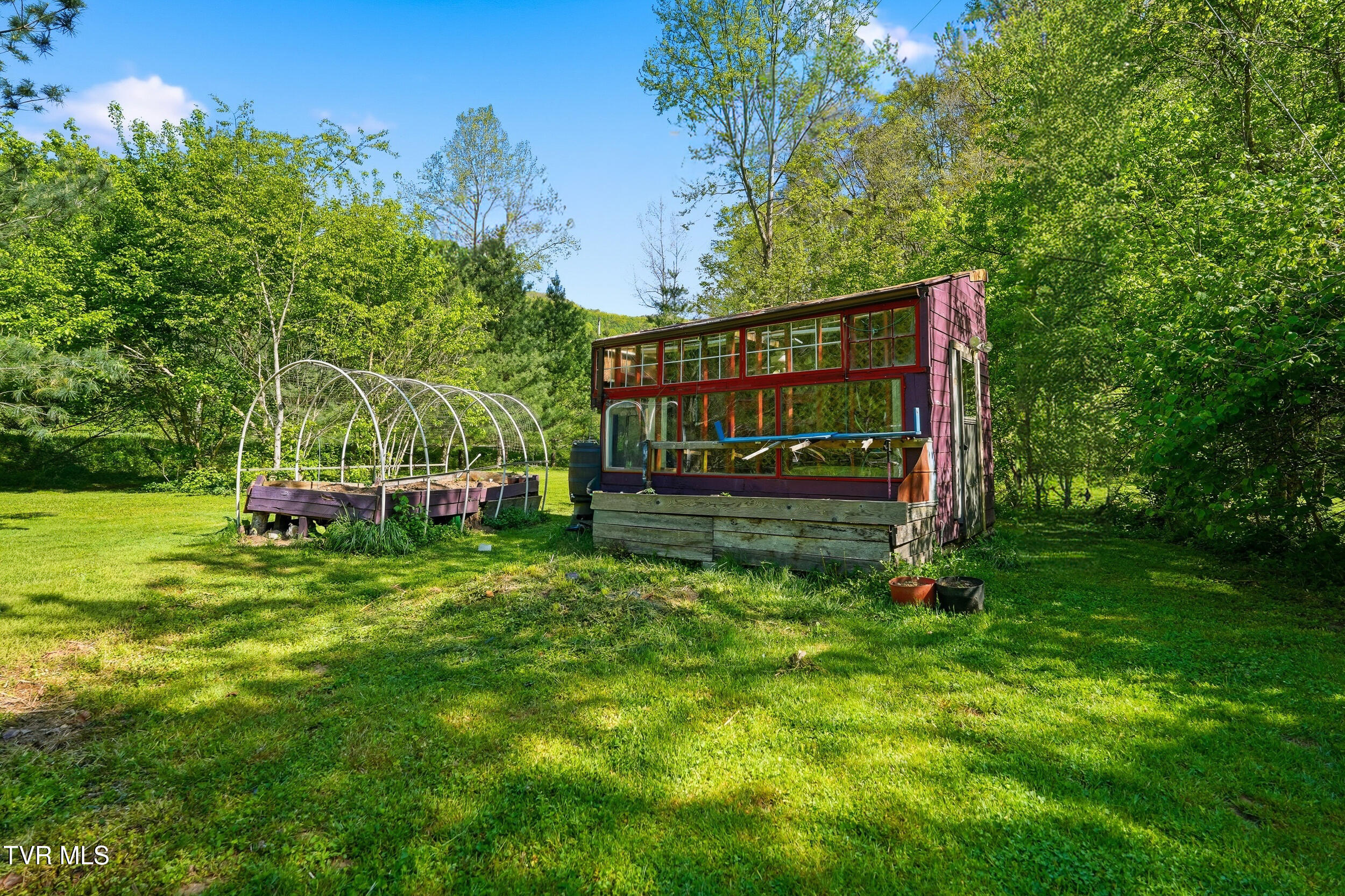 2235 Wampler Hollow Road Big Stone Gap, VA 24219 - Photo 13 of 84 GREEN HOUSE AND RAISED BEDS GARDENING