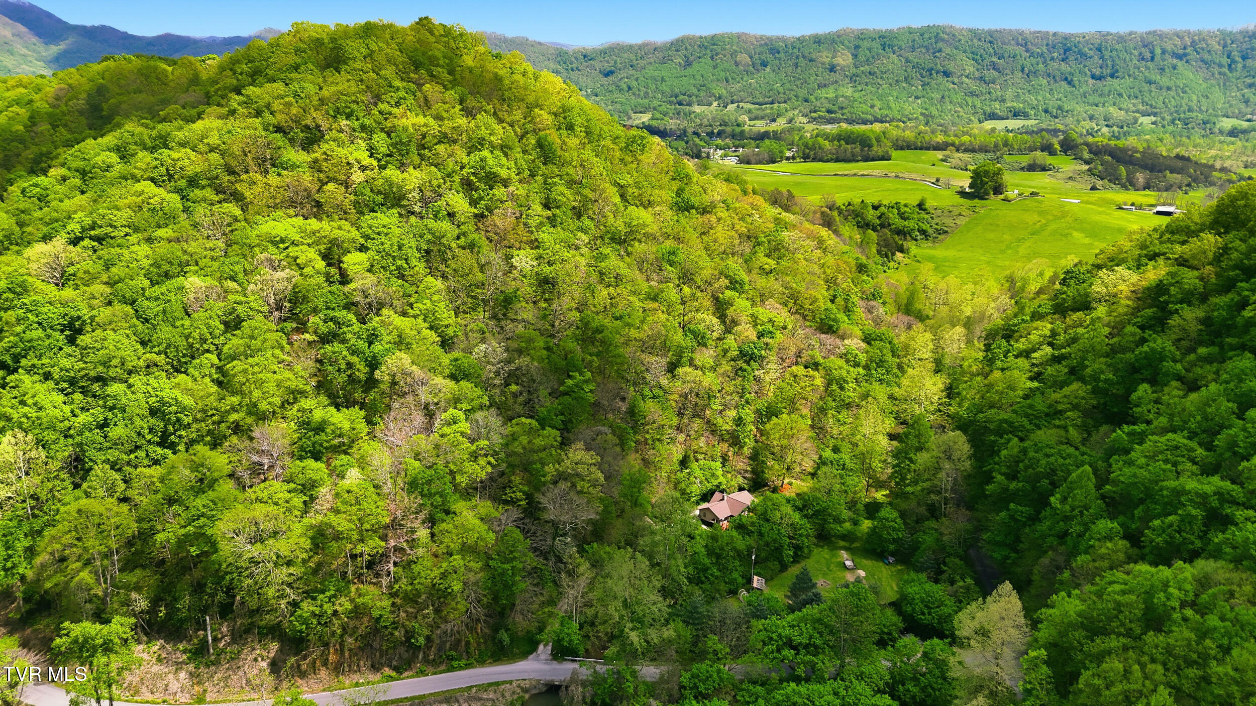 2235 Wampler Hollow Road Big Stone Gap, VA 24219 - Photo 18 of 84 *
