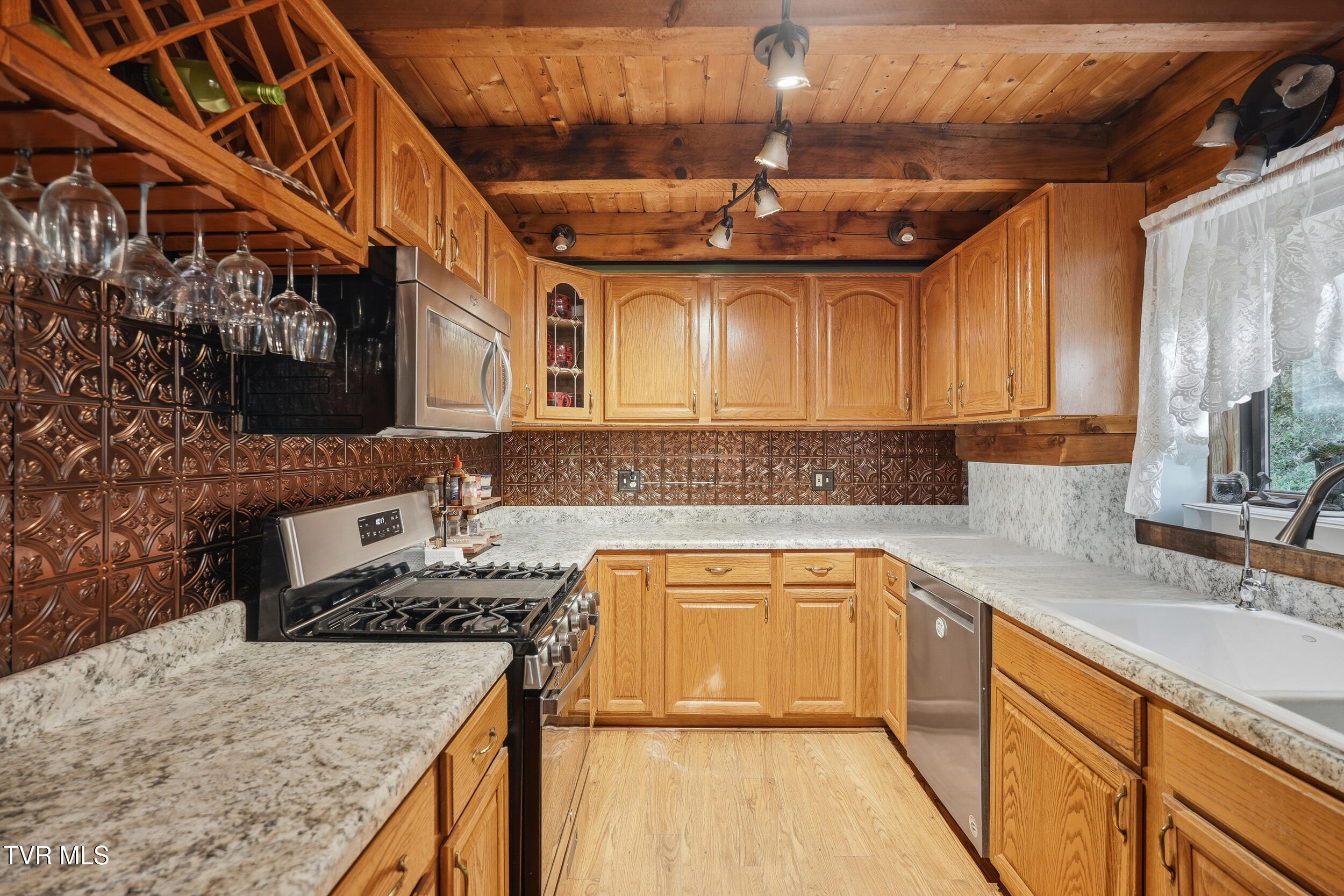 2235 Wampler Hollow Road Big Stone Gap, VA 24219 - Photo 22 of 84 GRANITE COUNTERTOPS