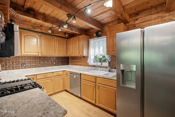 $420,000 | 2235 Wampler Hollow Road, Big Stone Gap, VA 24219