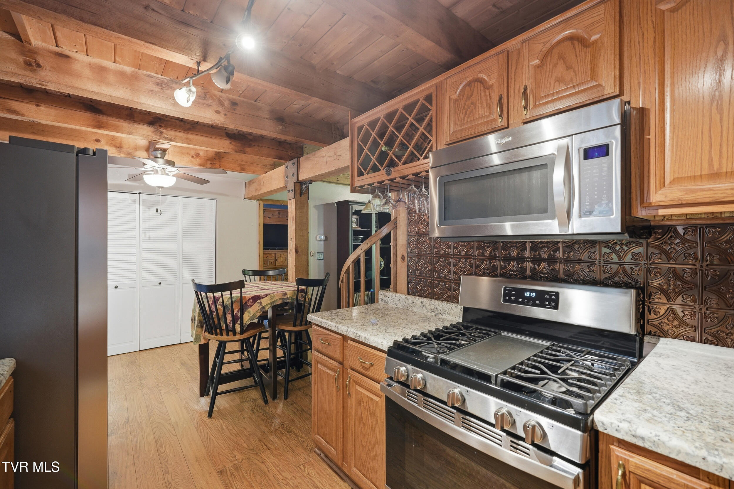 2235 Wampler Hollow Road Big Stone Gap, VA 24219 - Photo 4 of 84 BEAUTIFUL KITCHEN W/GAS STOVE