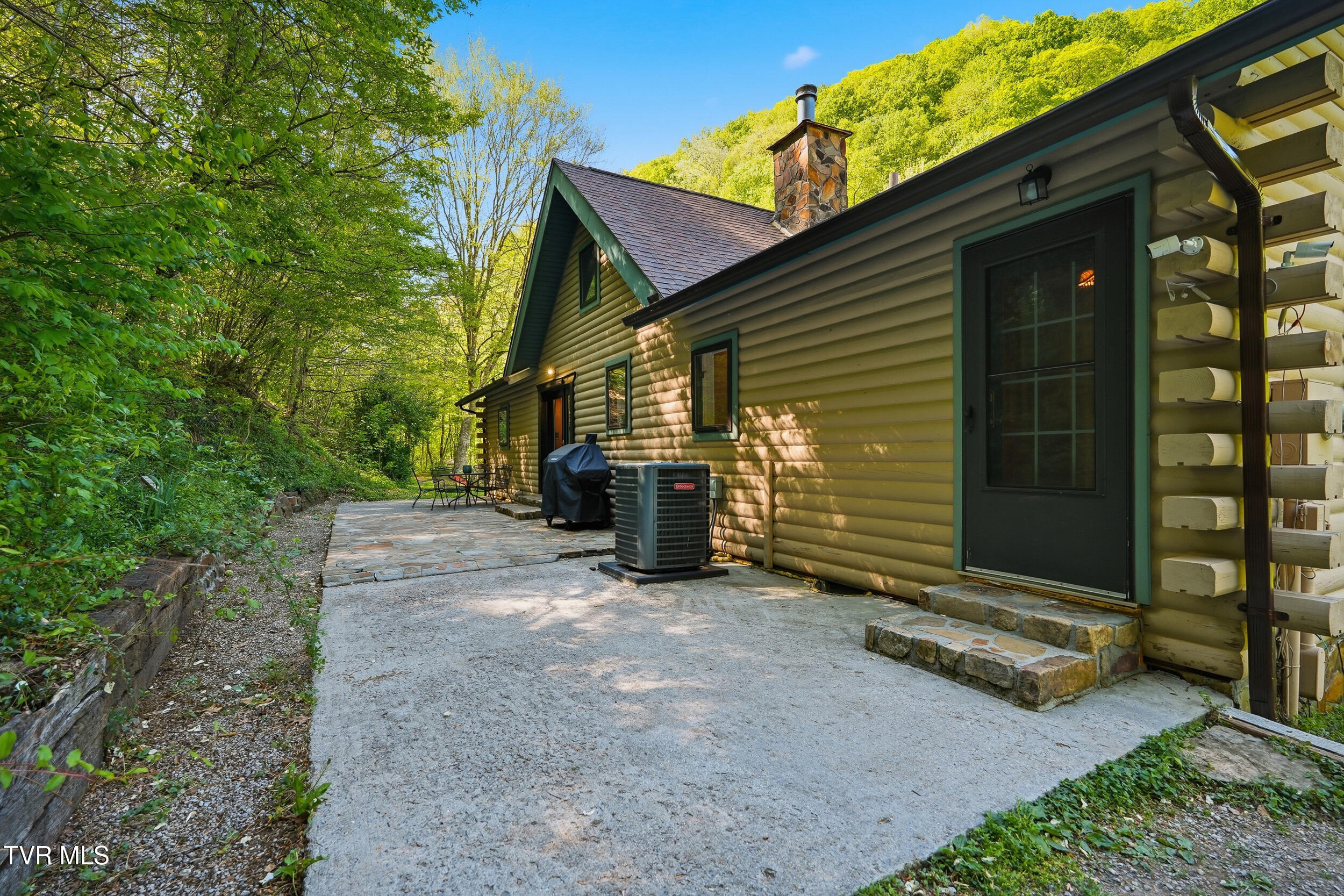 2235 Wampler Hollow Road Big Stone Gap, VA 24219 - Photo 51 of 84 *