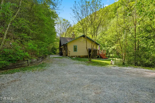 $420,000 | 2235 Wampler Hollow Road, Big Stone Gap, VA 24219
