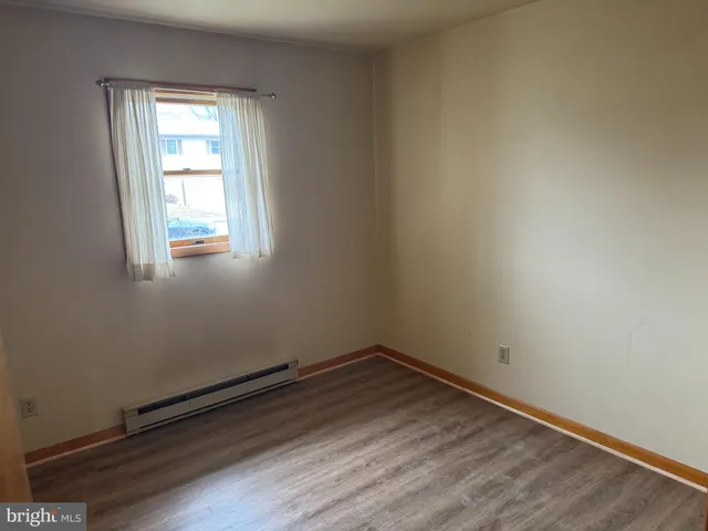 $1,200 | 60 Edgelea Drive, Chambersburg, PA 17201