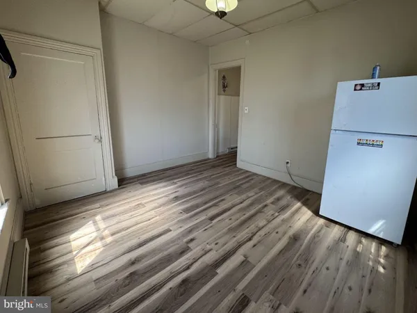 $1,500 | 554 East High Street, Pottstown, PA 19464