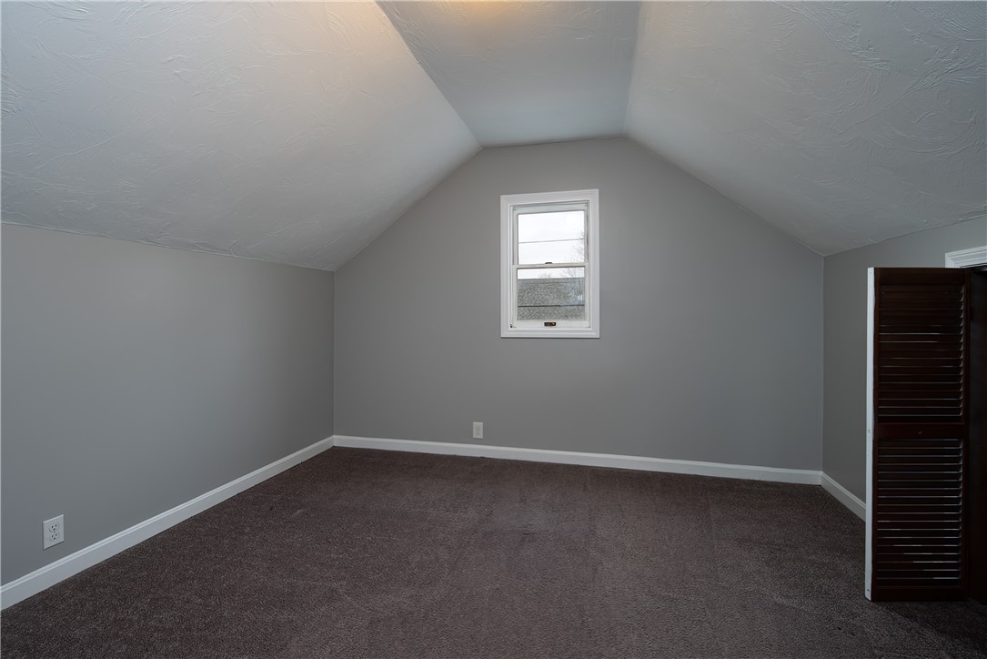 37 Windsor Road Pawtucket, RI 02861 - Photo 21 of 37