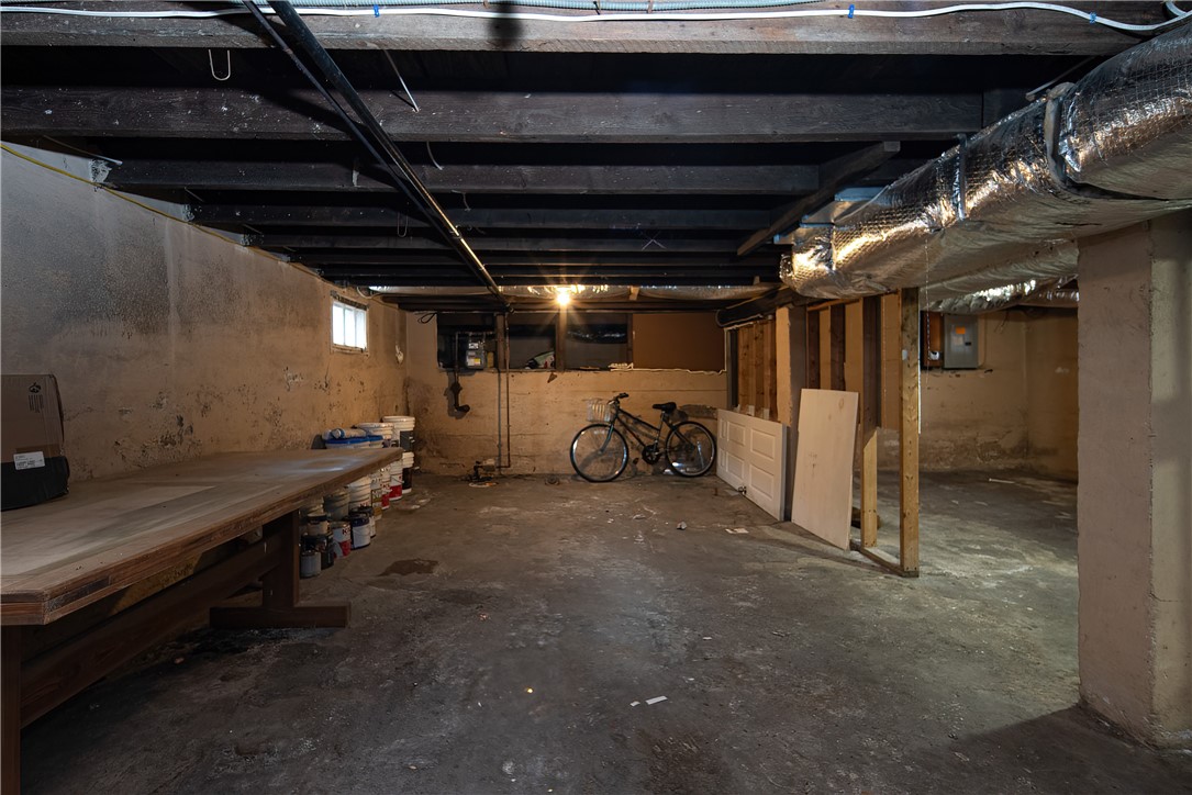 37 Windsor Road Pawtucket, RI 02861 - Photo 30 of 37