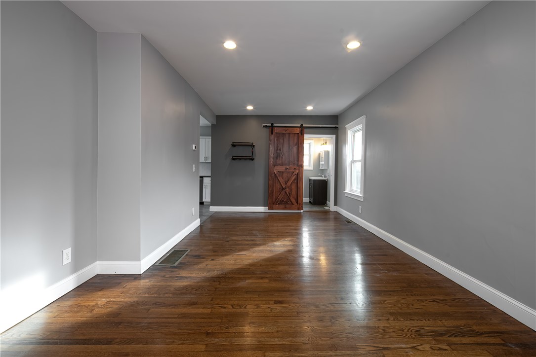 37 Windsor Road Pawtucket, RI 02861 - Photo 8 of 37