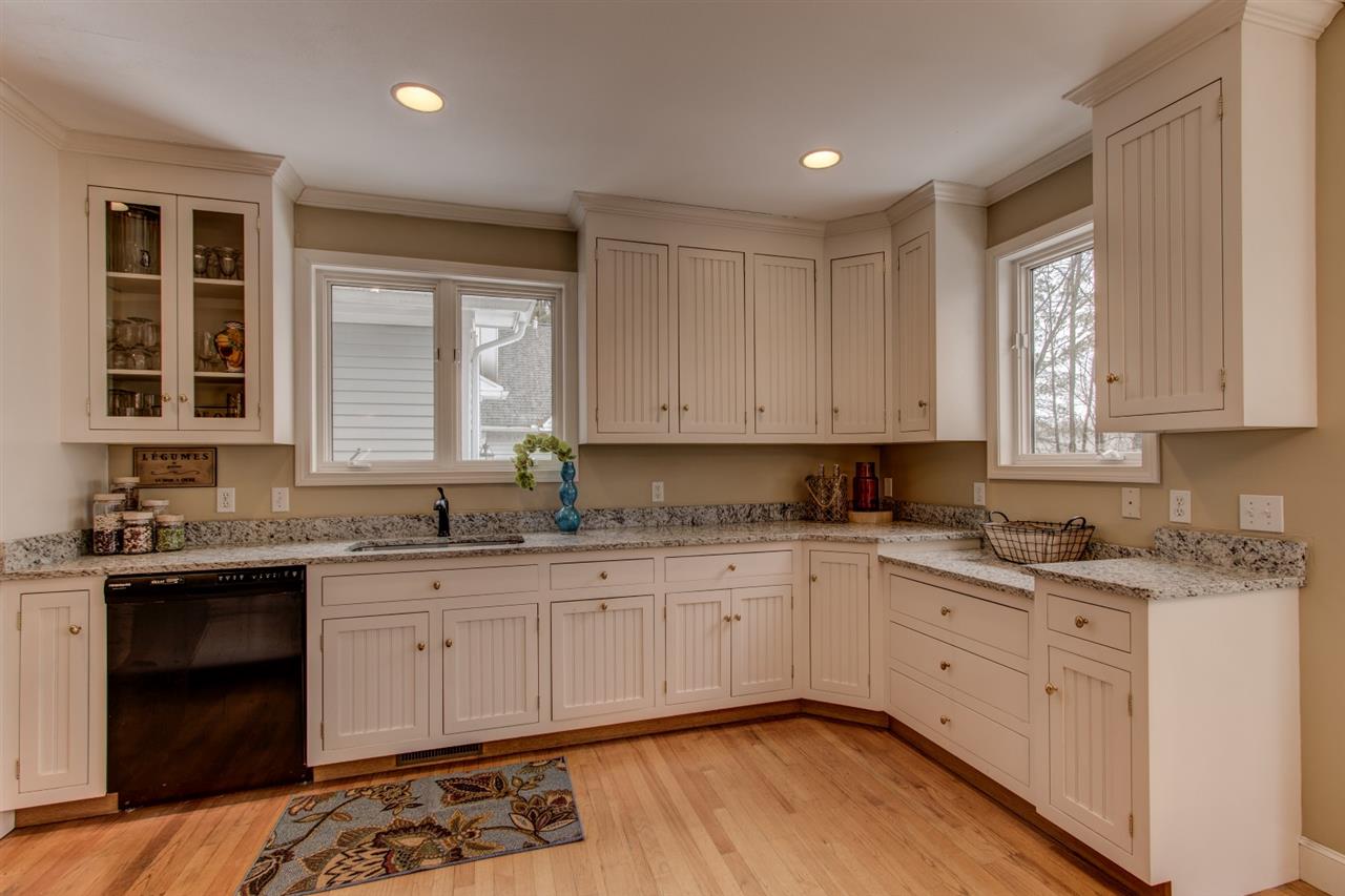 8 Merchant Road Hampton Falls, NH 03844 - Photo 14 of 36
