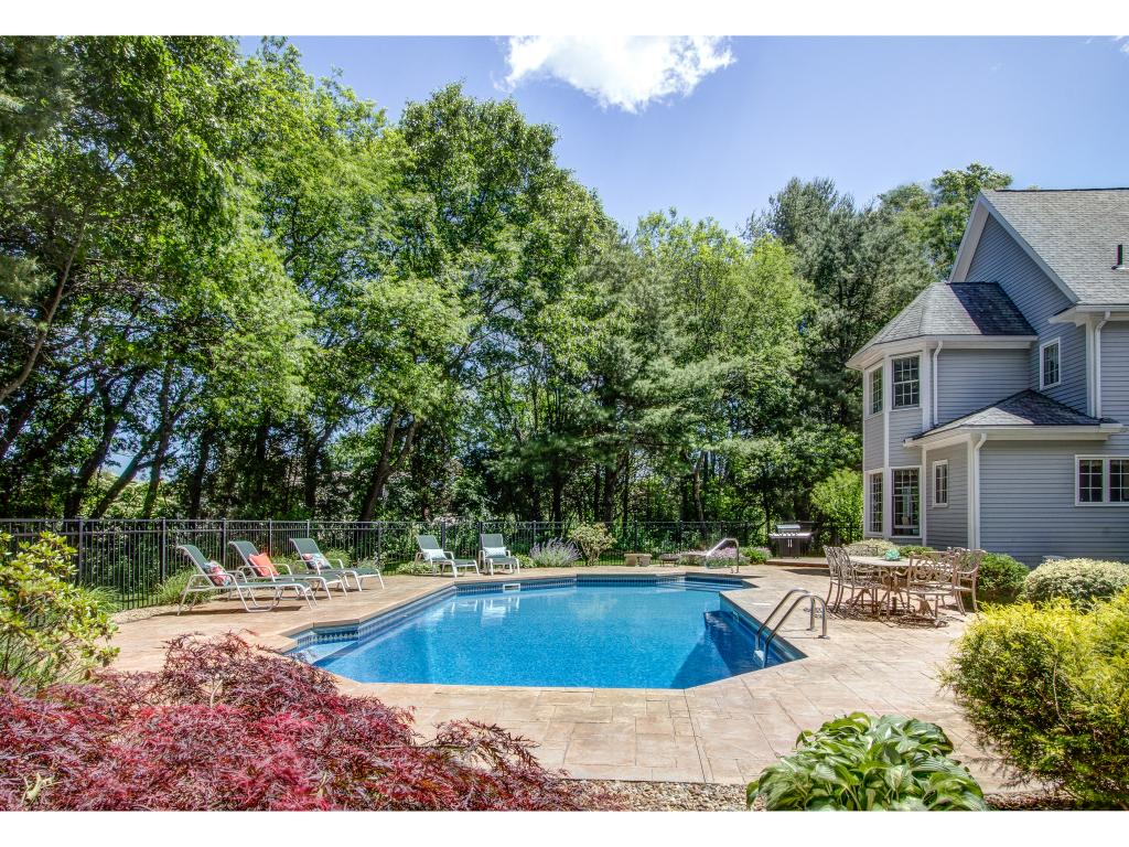 8 Merchant Road Hampton Falls, NH 03844 - Photo 3 of 36